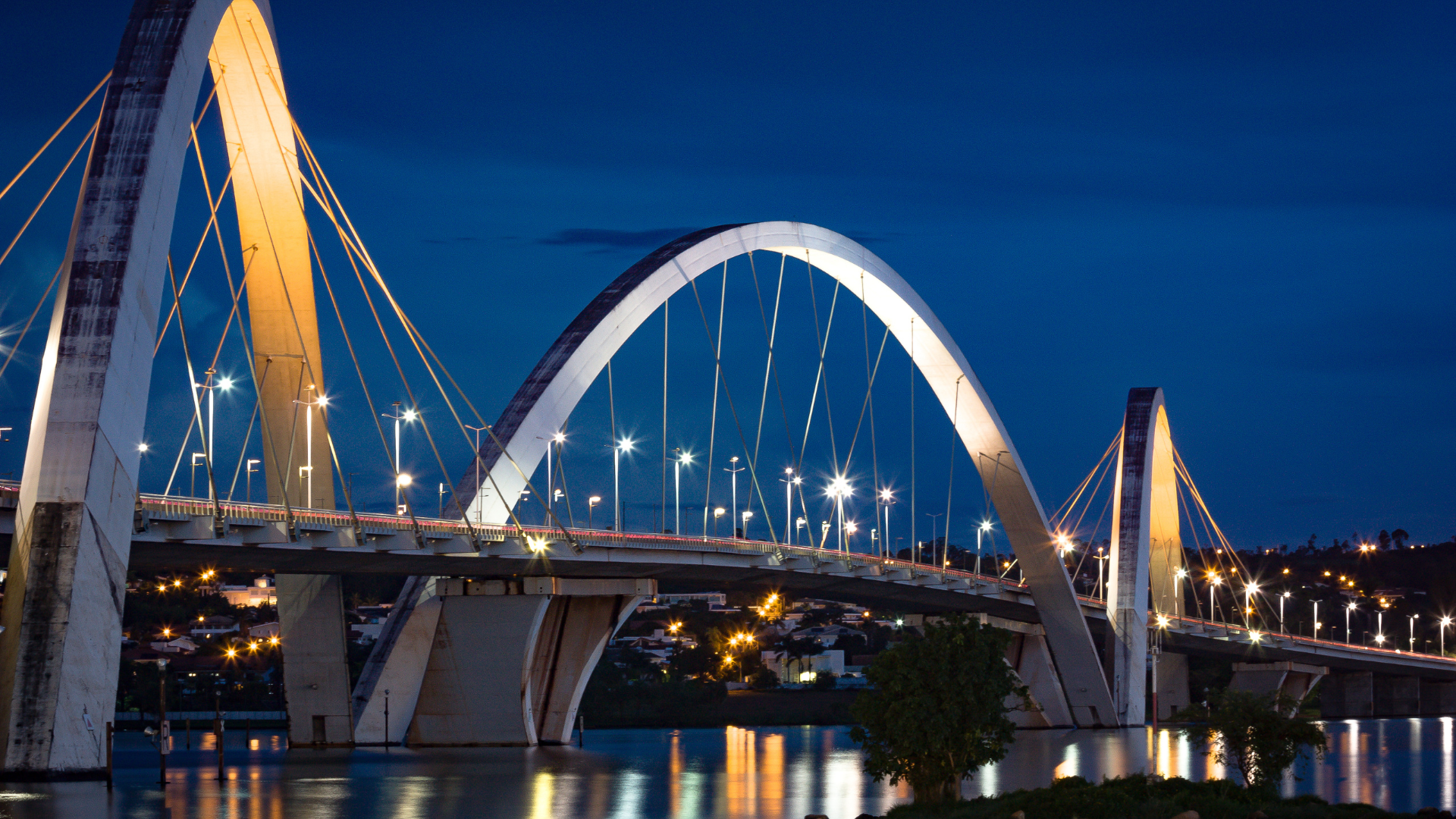 Brasília, a capital do Brasil, é um destino turístico imperdível para quem deseja conhecer mais sobre a história e a cultura brasileiras.